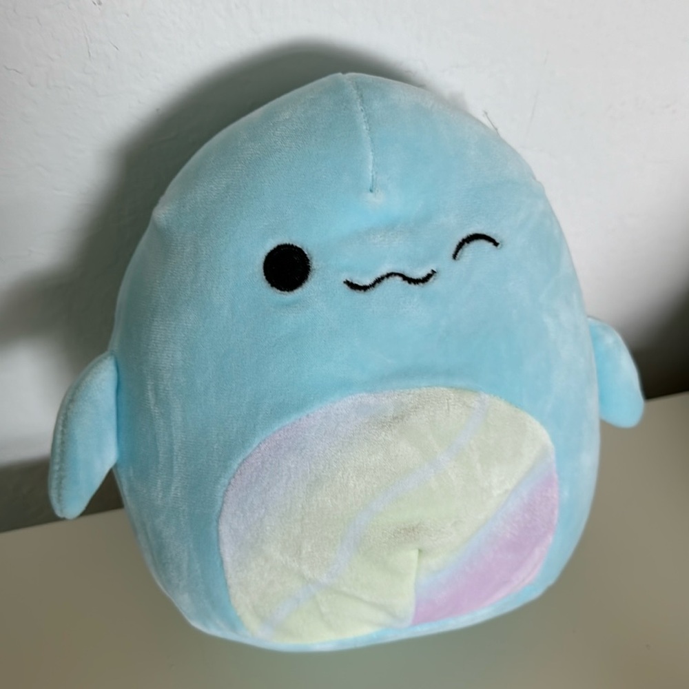 Basmina the Blue Beluga Squishmallow 8 inch